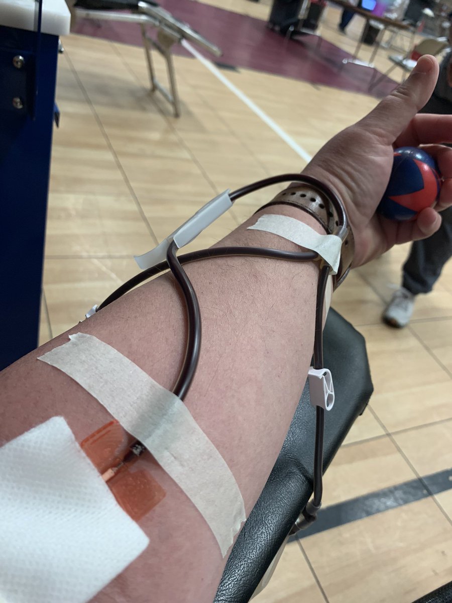 Rozzie_KPHS's tweet image. Donating blood works well when you are hydrated. I gotta remember that. #commitforlife