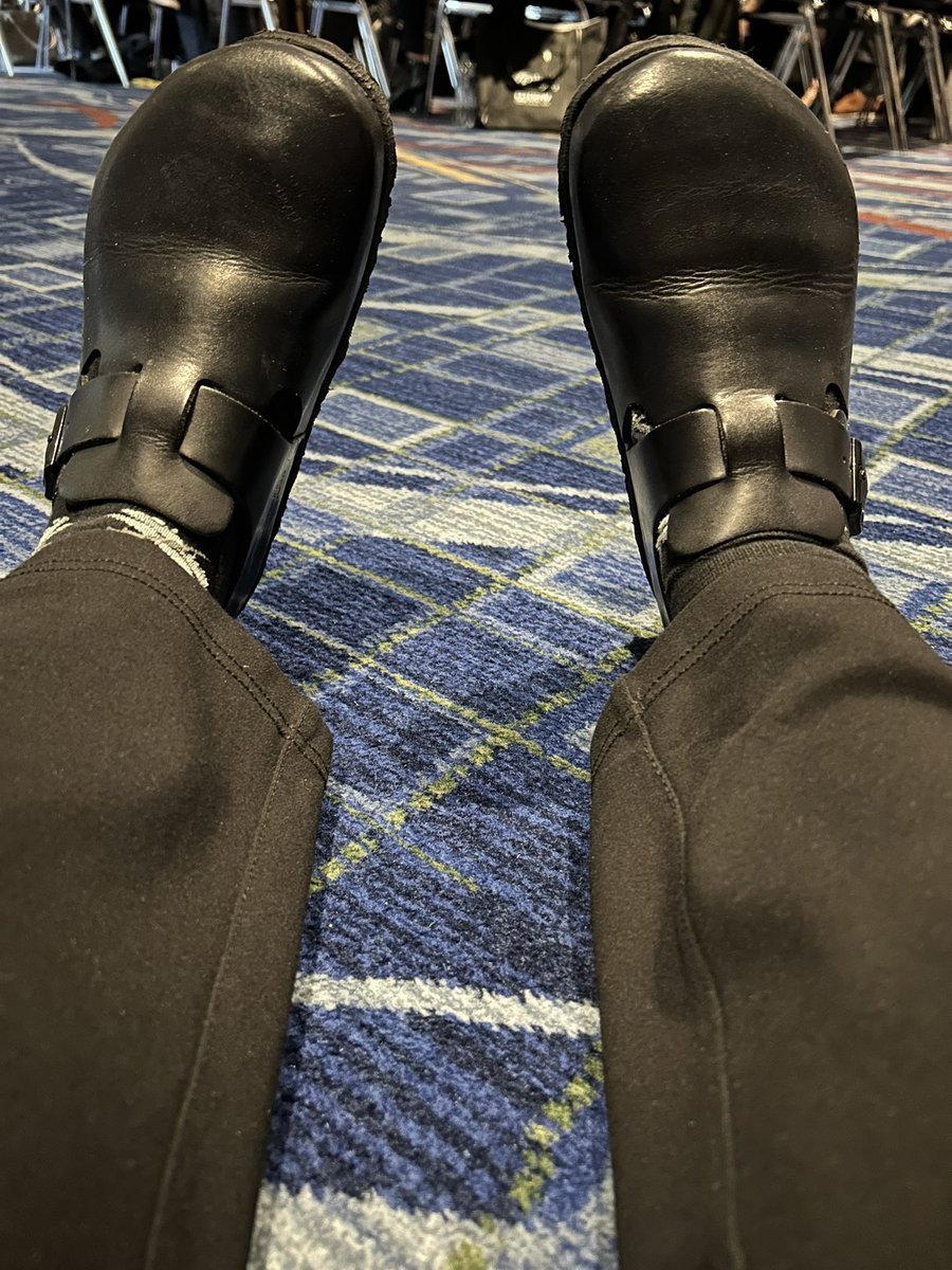 Probably not the best idea to break in a new Birkenstock footbed at #DDW2023 but I wouldn’t wear anything else. #birkenstocksforlife #comfyfootwear