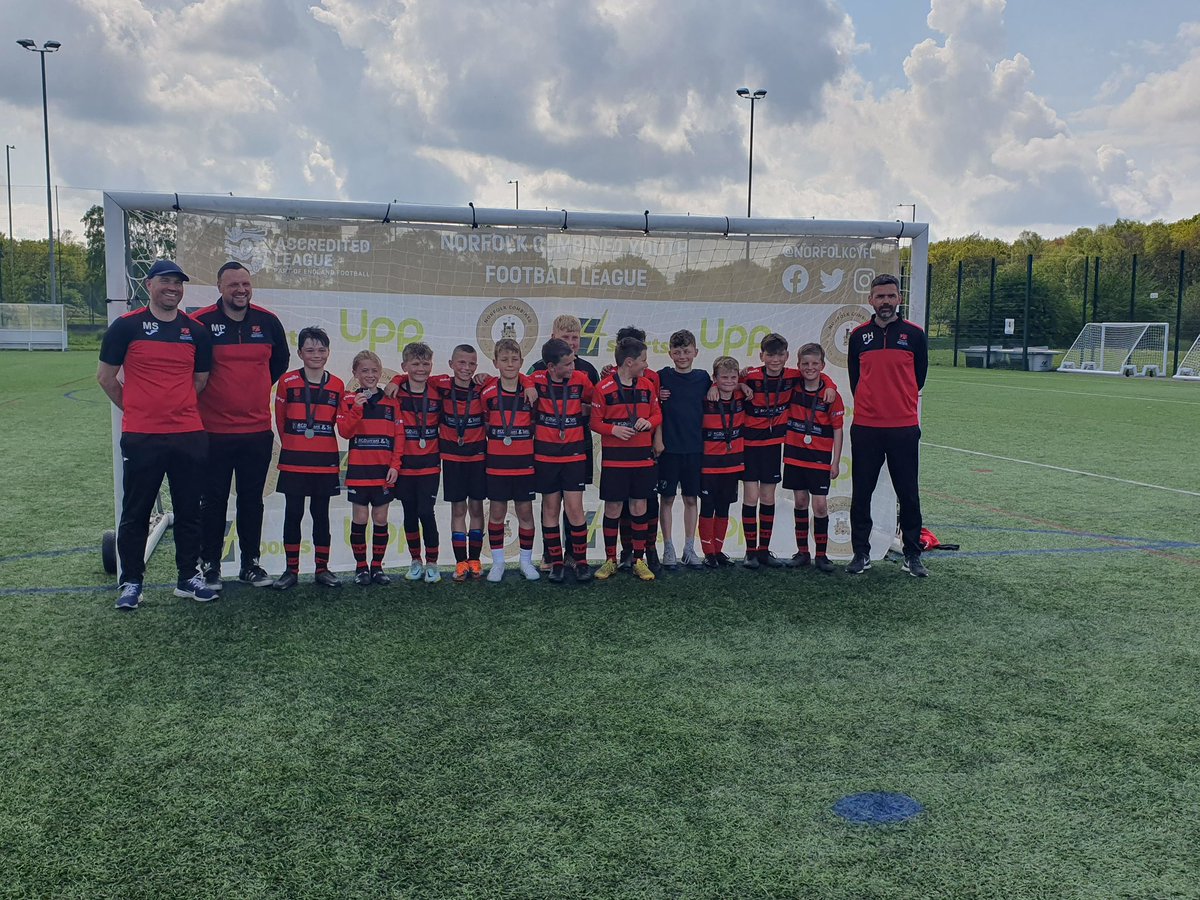 NorfolkCYFL's tweet photo. U11 Upp Cup Winners - Heigham Park Rangers
Runners Up - Wymondham Town United https://t.co/rZspTCR7yl
