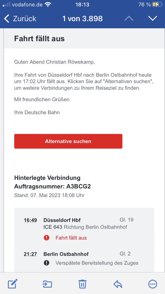 Verwirrende Mail von der ⁦<a href="/DB_Bahn/">Deutsche Bahn Personenverkehr</a>⁩: Der ICE 643 nach Berlin soll heute ausfallen, schreibt mir gerade die Bahn. Ich sitze längst im ICE mit dieser Zugnummer, aktuell kurz vor Hamm. Wie lässt sich das erklären?