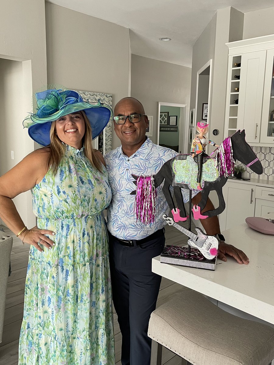 apryldevans's tweet photo. @DollyParton thank you for helping me take the win!! I did my best to represent you well at the derby party! https://t.co/ouMdf3H1NL
