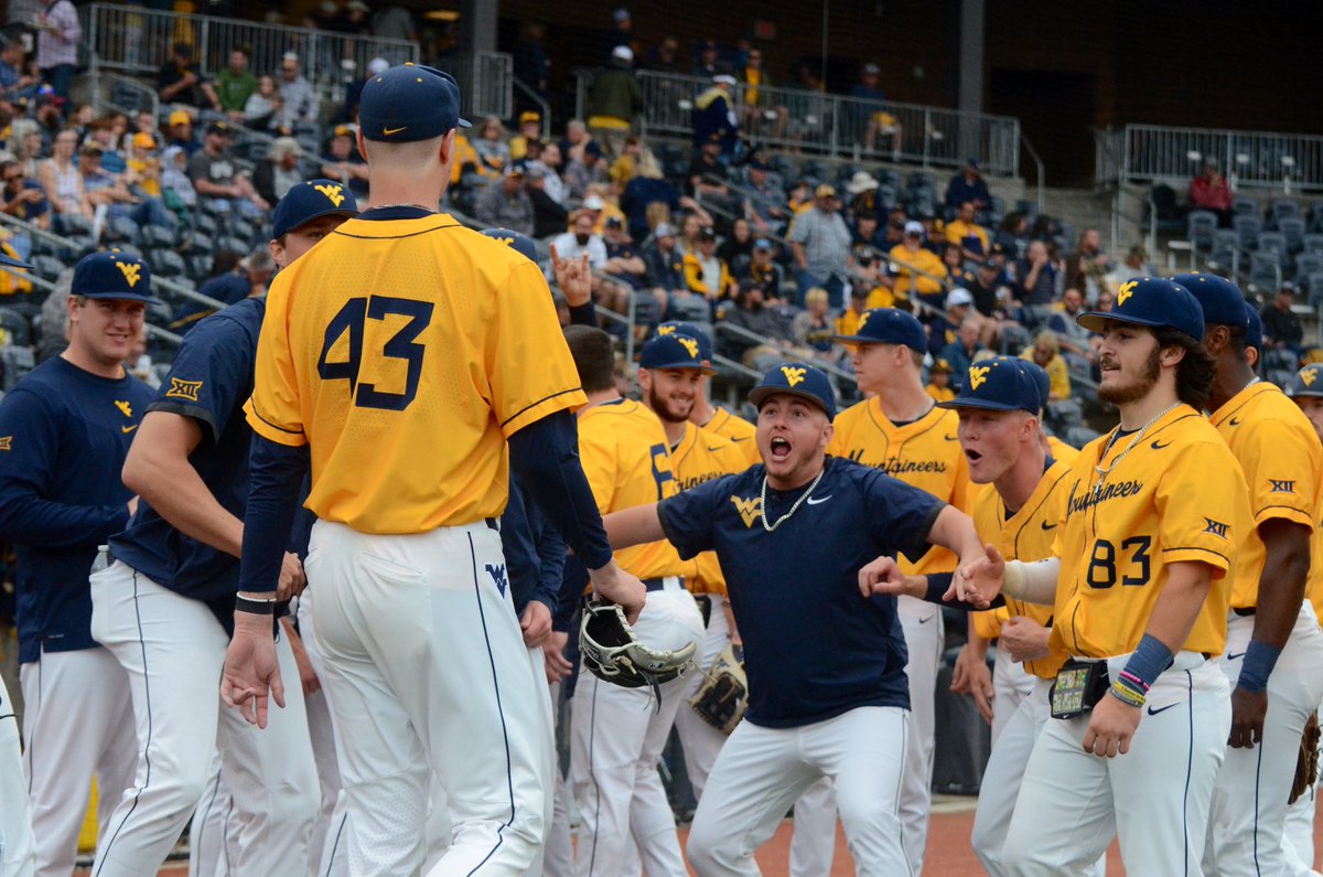 Find someone who gets as excited to see you as <a href="/moneytraxel12/">Blaine Traxel</a> was to see <a href="/robbyporco/">robby porco</a>