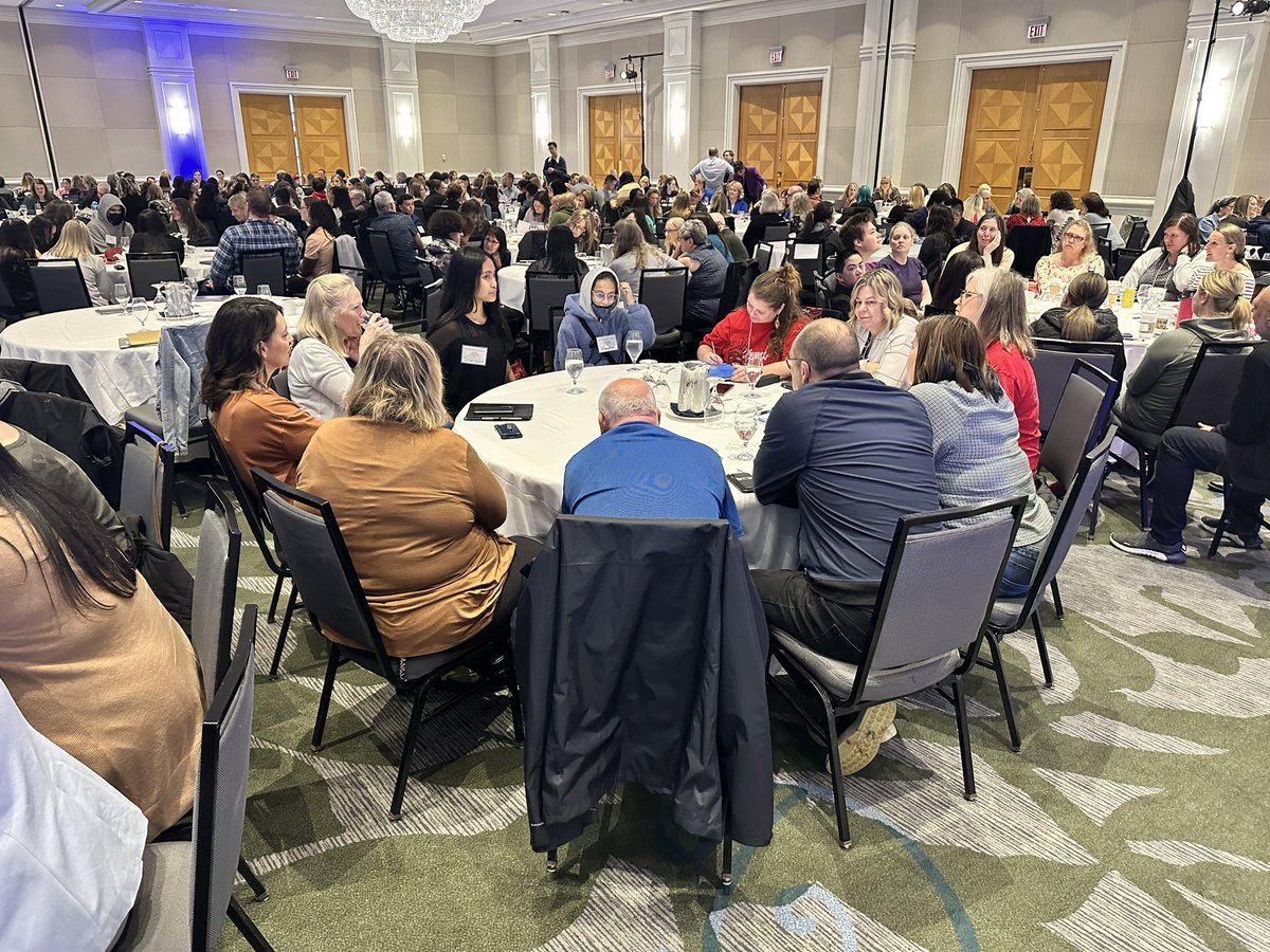 Terrific final day of the BCCASE Student Voice Symposium #disabilityjustice #inclusiveeducation <a href="/tweetsomemoore/">Dr. Shelley Moore, PhD</a> <a href="/CIICUBC/">Canadian Institute for Inclusion and Citizenship</a> <a href="/NNgieng/">Nathan Ngieng, Ed.D</a> <a href="/kristicrowe/">Kristi Crowe</a> <a href="/ShaneSafir/">Shane Safir</a> <a href="/jessannenelson/">Jessica Anne Nelson</a> <a href="/chi_belinda/">beespectacled</a> <a href="/NadjaGalvan/">Nadia Galván</a> <a href="/RachelleHole/">Rachelle Hole</a> <a href="/fayebrownlie/">Faye Brownlie</a> @cathyvandermark @chrysalis57 <a href="/TammyRenyard/">TRenyard</a> @ECPS_ubc