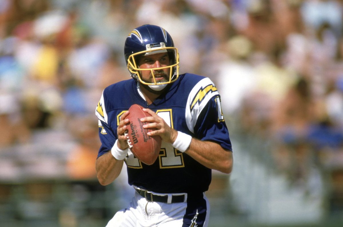 Coach Dan Casey tweet media