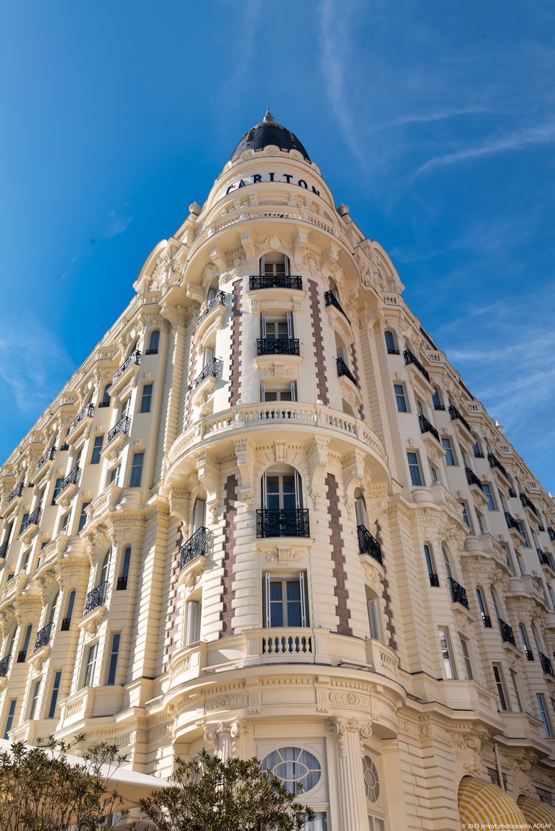 jmlpyt's tweet photo. Un superbe #DigitalAfterworks de @VisitCotedazur
qui m'a permis de découvrir le sublime Hôtel Carlton Cannes entièrement rénové, un pur moment de bonheur 😍 

#CarltonCannes #CannesFrance #CotedAzurFrance #jmlpyt #frenchriviera 

@CarltonCannes @Cannes_France @CannesPalais https://t.co/KhbM0JtilQ
