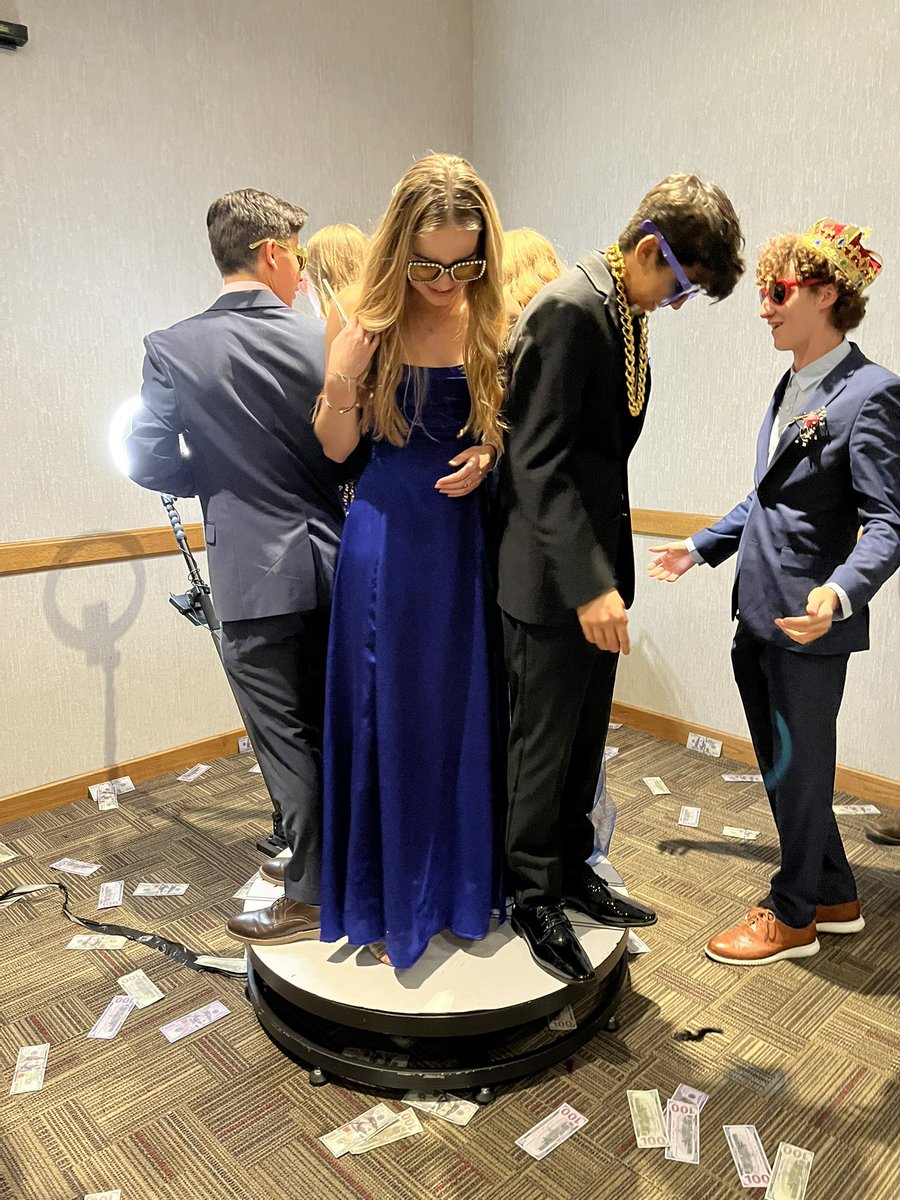Last night’s prom was a major success! Thank you <a href="/kburkhart_ghs/">Kate Burkhart</a> for your work in behalf of GHS students! #Prom2023 @Supt_GCISD <a href="/AlexFingers7/">Alex Fingers</a>