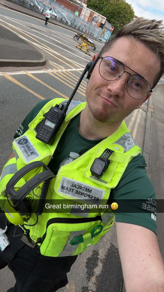 Had a great day at  #GreatBirminghamRun covering the finish line with <a href="/SJAWestMRT/">SJA West MRT</a> &amp; <a href="/SJANorthMRT/">SJA North MRT</a>: been a great day working together!. 

Go ST John Ambulance 🚑 💚 💚💚
