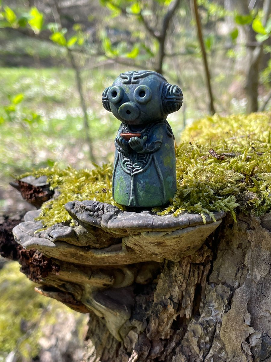 Sam Carr on Twitter "Summoned my sleeping statues into the real world"