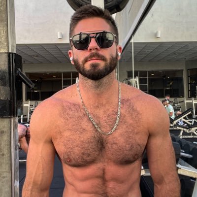 Jealysonca14772's tweet photo. Mais rapazes bonitos #belezamasculina #tesãodehomens #corpodehomem #homensbonitos #gayman #abdômendehomem #homemurso https://t.co/4yBwwX6woZ