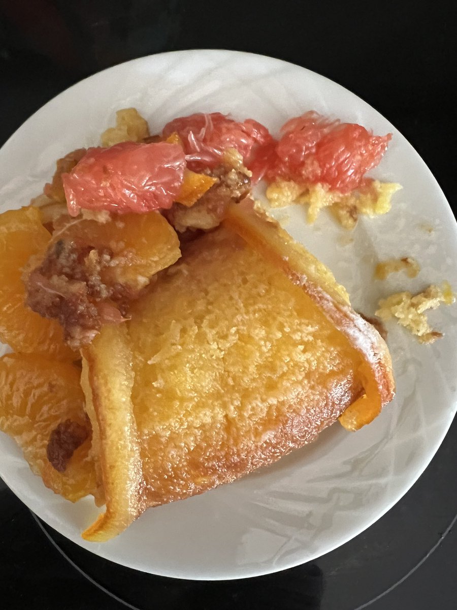 StphanieF11's tweet photo. Merci aux patients qui nous réconfortent comme ils peuvent ☺️
Ne serait ce pas également le rôle du @gouvernementFR de nous soutenir ?!
Visiblement pas !
Qui bosse les jours fériés ?!
#infirmiersliberauxencolere 
#moninfirmierliberalmonavenir 
@FrcsBraun 
@agnesfirmin 
@sedatif https://t.co/LVm1WHnxq1
