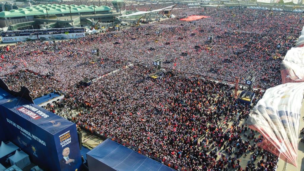 TEŞEKKÜRLER İSTANBUUUULLLLLL…

Gerçekleri tarih yazar, tarihide ERDOĞAN…👇🏻