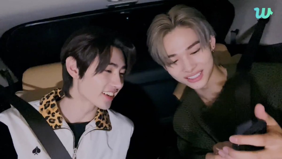 [EN-LIVE RECAP 🌟] 230507
“Destinyz Way Home Live🚘”

🐧🐆: Hello~
🐧: Why did we turn the live on?
🐆: We finished a shoot, Sunghoon hyung suddenly wanted to do a live. That’s why we turned on a live~

<a href="/ENHYPEN_members/">ENHYPEN</a> <a href="/ENHYPEN/">ENHYPEN OFFICIAL</a> #ENHYPEN #엔하이픈