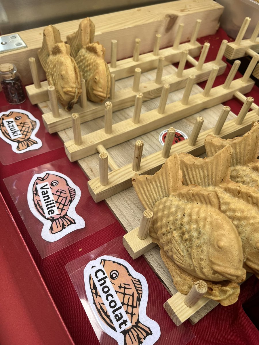 celine_oudry's tweet photo. 🇯🇵 🥢🎏 Un chouette #dimanche entre amis au mini festival #japonais du Comité de quartier Paul Bert Ile Aucard Tours ! 
 
#Tours #quartier #Japon #PaulBert #Dimanche https://t.co/6Tbaa147Hp
