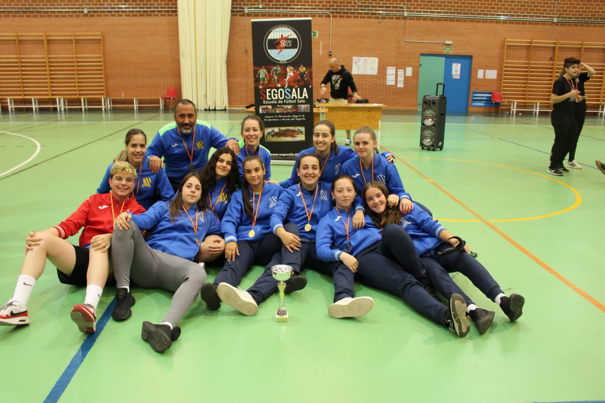 CD Sierra de la Mujer Muerta tweet media