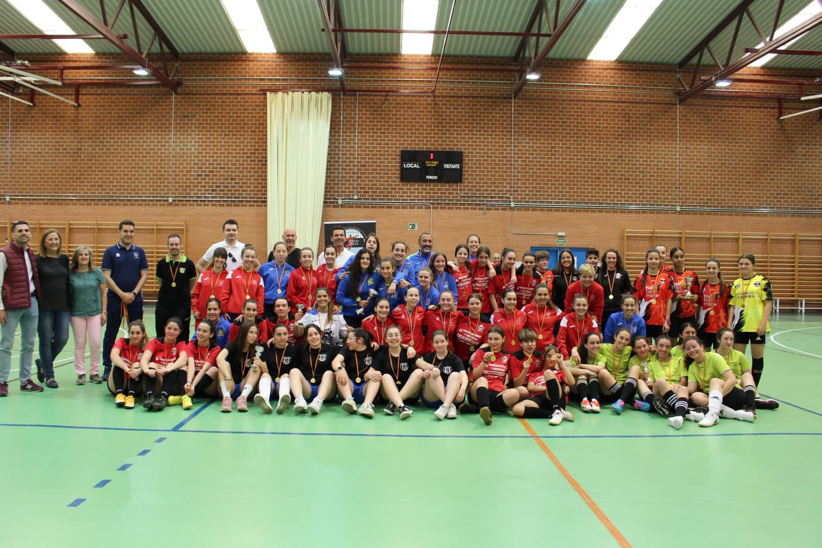 CD Sierra de la Mujer Muerta tweet media