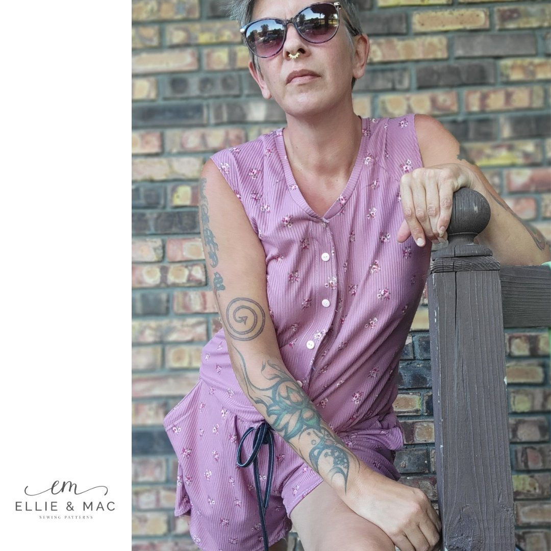 Ellieandmac's tweet photo. ⌛Here's your last chance to pick up these sewing patterns for $2 in our weekly sale (ends tonight EST).
Link to our weekly sale❤️ :
https://t.co/yiaoHjcJ1F

#ellieandmac #ellieandmacpatterns #emrelaxedraglanromper #romperpattern #emsouthshoreromper #kidsromperpattern #pdfsewing https://t.co/LLKCcwC6zE
