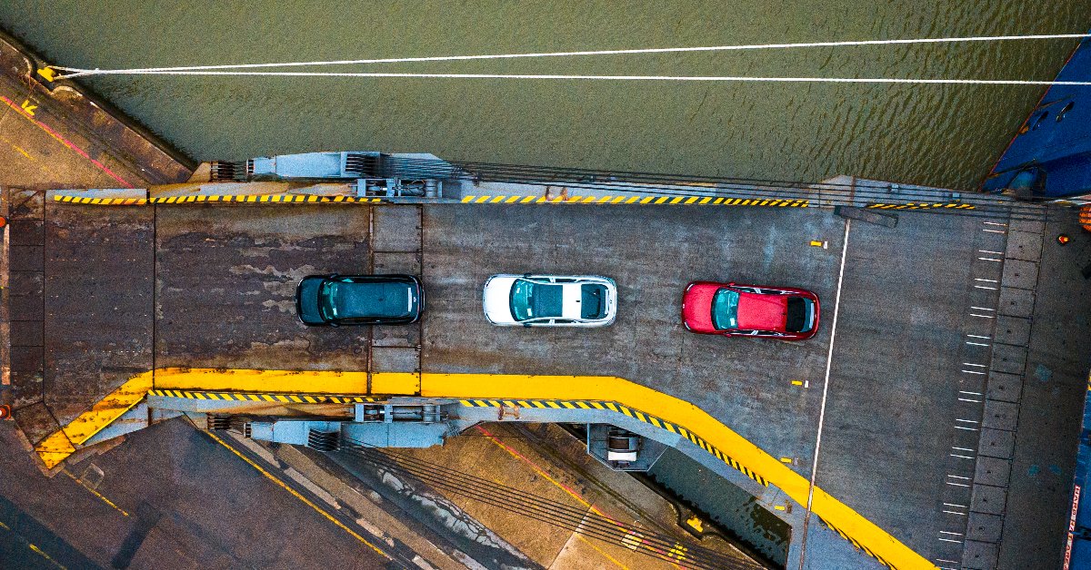 Hyundai_UK's tweet photo. 👀 #IONIQ6 has officially reached the UK, rolling out to a retailer near you. Book your test drive now: https://t.co/ky5izpzGJB

#AwakenYourWorld #ElectrifiedStreamliner https://t.co/fA22XcCEJl