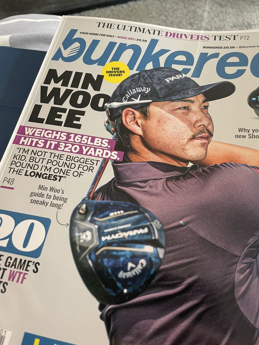 Coronation Concert or a wee bit of reading !   I know why one will win tonight ⛳️ #bunkered #cutmyhandicaptoday #notokatyperry @BunkeredOnline