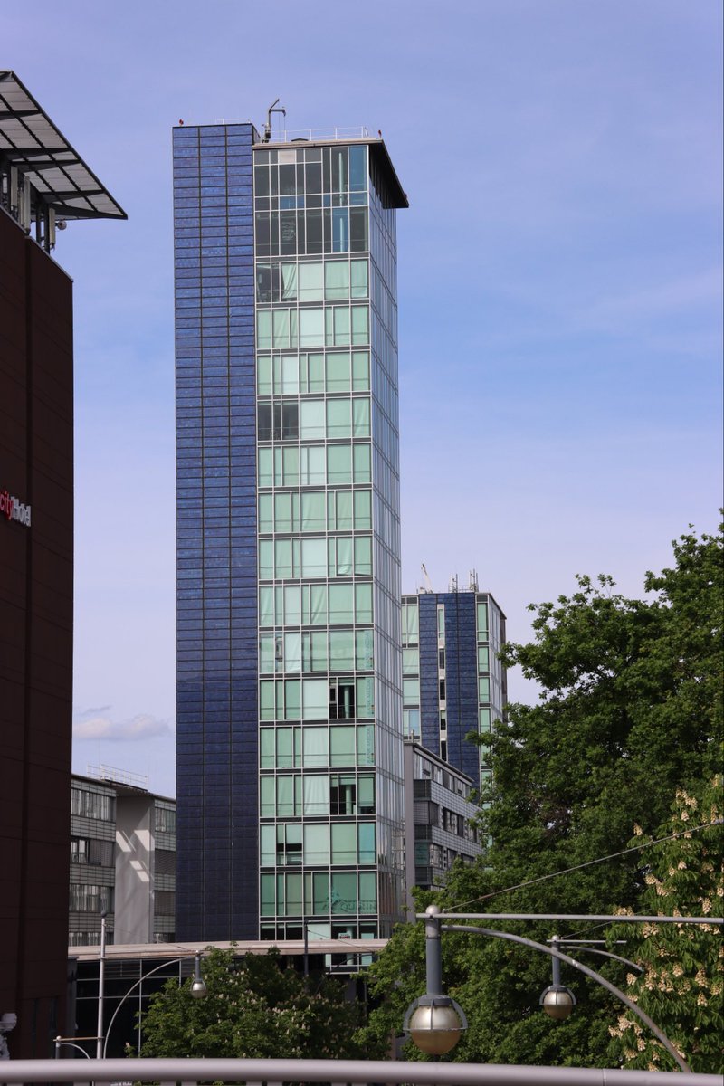 sbamueller's tweet photo. Building integrated PV in Freiburg.
Rathaus und Türme am Hauptbahnhof.
#BuildingintegratedPV #jederquadratmeterzählt #pv #solarfassade https://t.co/raK60R0SaT