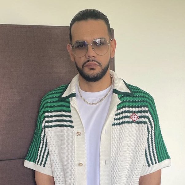 midiminuit__'s tweet photo. 🚨 SADEK x NINHO ! 

DES NOUVEAUX FEATS SORTIRONT PROCHAINEMENT 🔥 https://t.co/lxhXFKZMvD