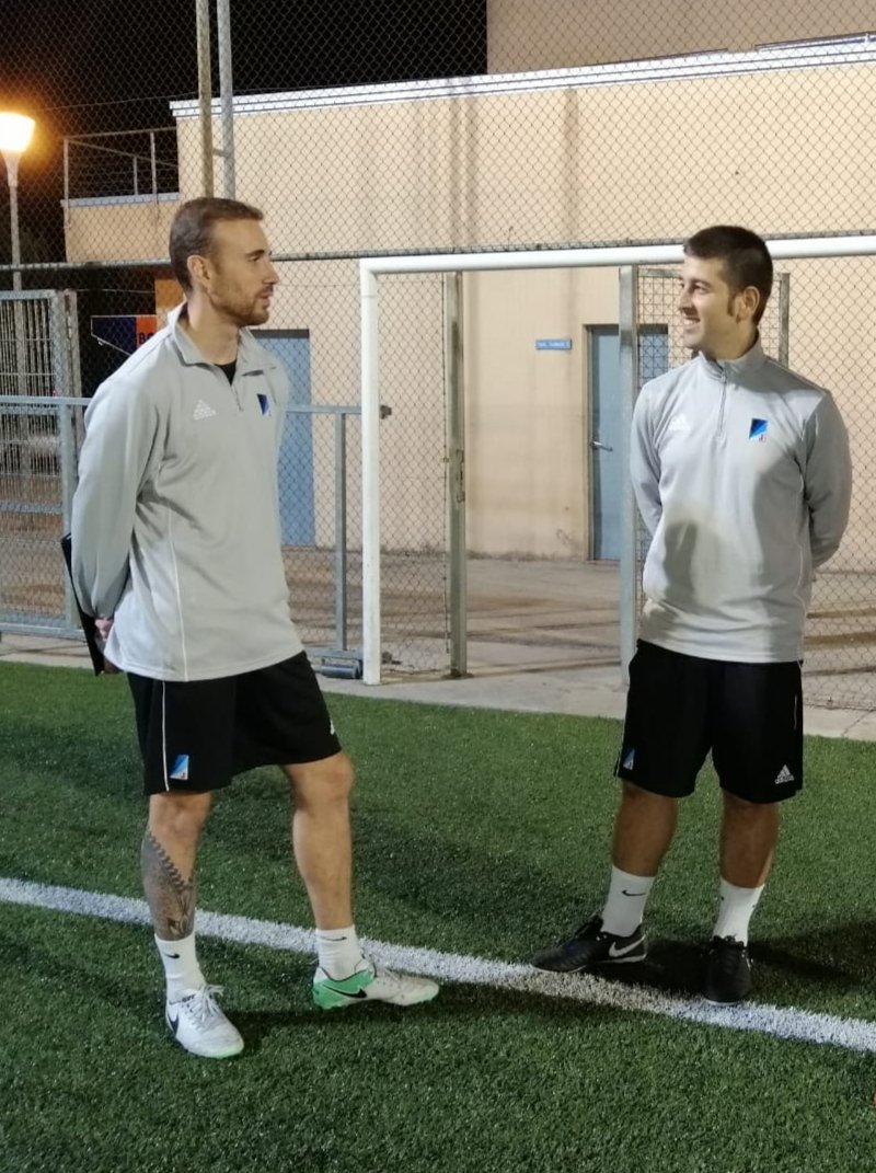 al_morales2's tweet photo. Se cierra un ciclo de 4 años en el @AtleticJuniorFC.
Ha sido un auténtico aprendizaje diario.
Ojalá haya podido aportar algo a alguno de los jugadores con los q he podido disfrutar estos años.
A mis amigos @beassergio @romerosergio7, les deseo mucha suerte en su nueva etapa. https://t.co/umg1jUBG1e