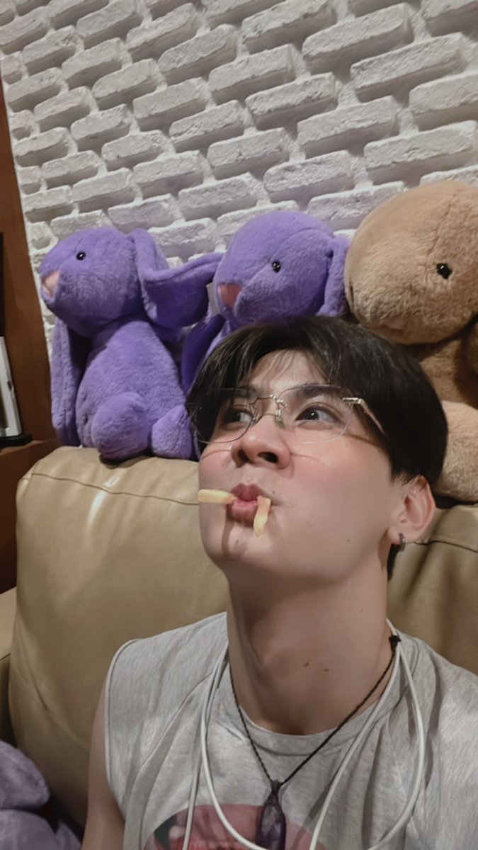 BONNADOL 🐰 tweet media