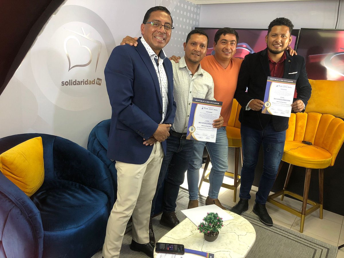 PabloCobos12's tweet photo. Chakiñan junto a presidentes Gad parroquiales Noorocidente de Quito https://t.co/ICPbZag2cl