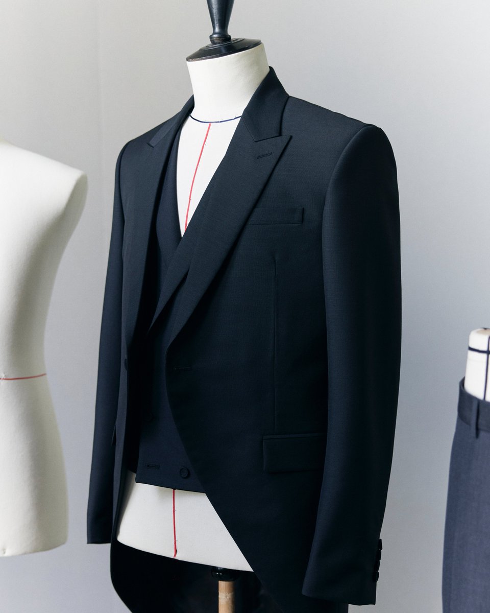 Dior tweet media