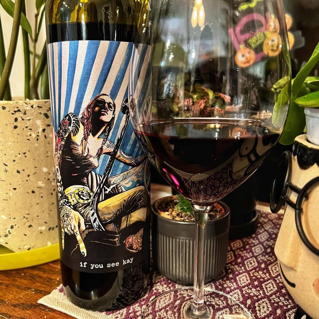 WineByKari's tweet photo. Fun Fact: There were 3.35 million tons of wine grapes crushed in California in 2022, according to the California Agricultural Statistics Service and Wine Business. Does this seem high to you? It’s actually rather low compared to previous years!

IF YOU S… https://t.co/1FTb4Be3B2 https://t.co/hHxnmcKSxb