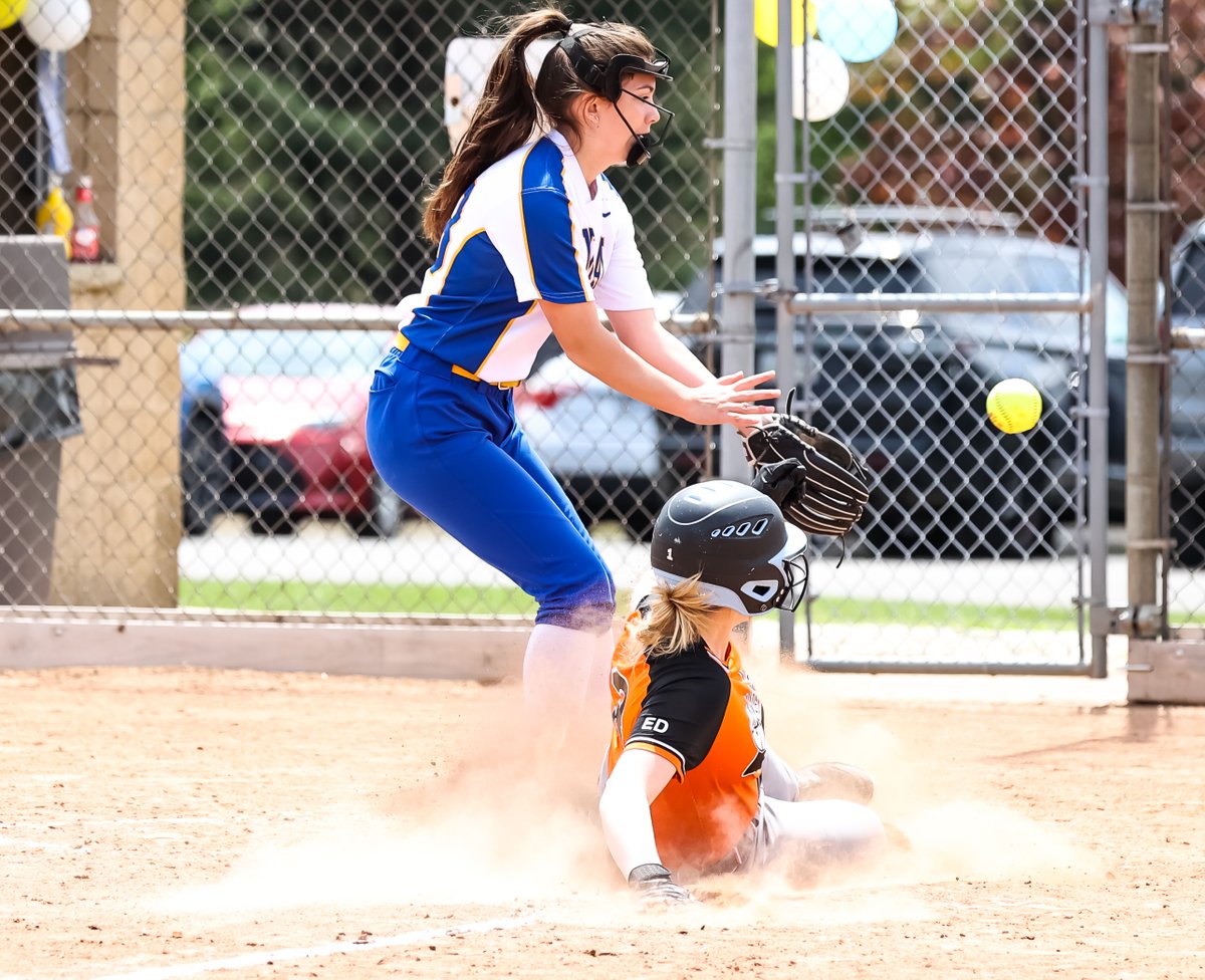 josh_mc1982's tweet image. SB: Photos from Ashland's battle yesterday with Wooster #TDR #5of5
@ArrowsAshland