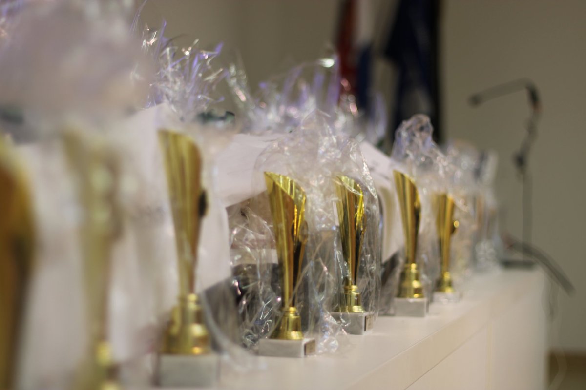 U Splitu spješno završeno regionalno ekipno natjecanje iz matematike za učenike iz 61 škola, OŠ i SŠ. sites.google.com/view/dfm-2023/
Čestitke svima!