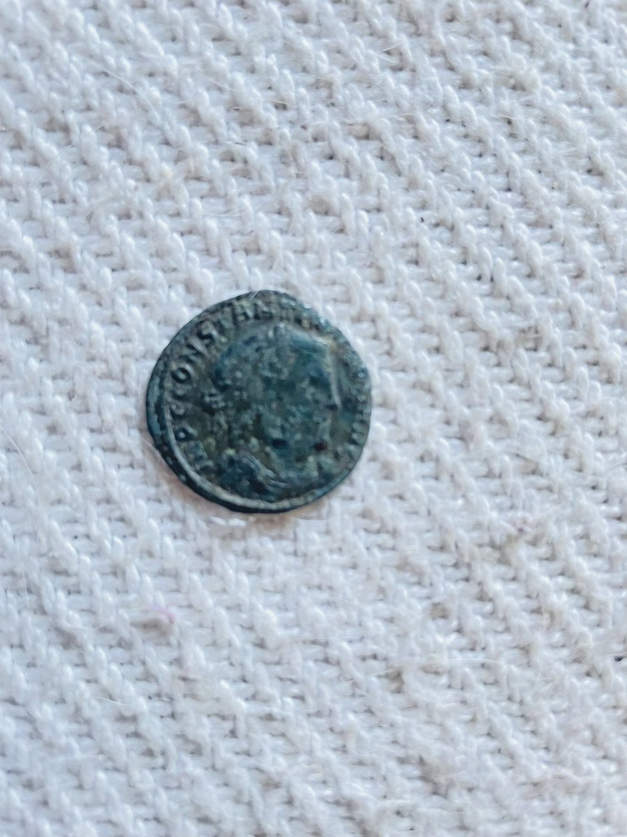 Classics Twitter, my stepfather has had this coin hanging around, would love to know if anyone could tell me anything about it from these pictures if possible #romancoin #ancientrome #ClassicsTwitter #anyhelpwouldbeappreciated