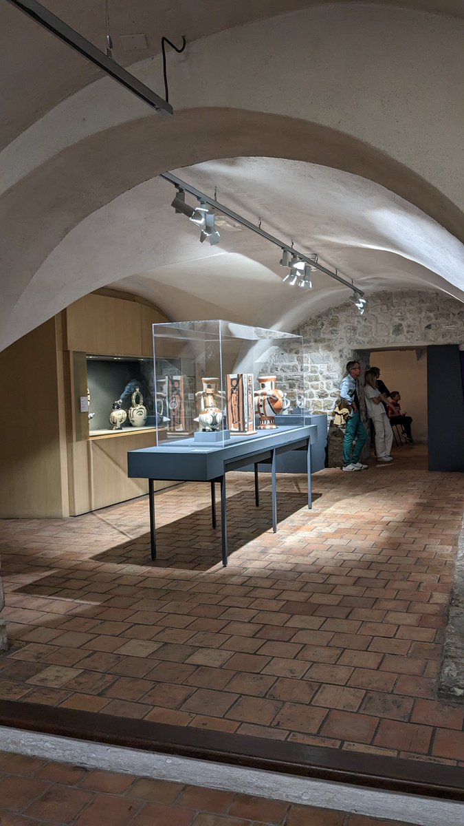 il Turista Viaggi (@ilturista_info) on Twitter photo La guerre et la paix si può visitare in tutta la grandezza nella cappella del Museo nazionale Picasso di Vallauris. Oltre alla collezione permanente, il museo ospita "Formes & Métamorphoses", fino a fine ottobre.
<a href="/VisitCotedazur/">Côte d'Azur France</a> <a href="/IT_AtoutFrance/">@IT_AtoutFrance</a> #explorefrance #CotedAzurFrance La guerre et la paix si può visitare in tutta la grandezza nella cappella del Museo nazionale Picasso di Vallauris. Oltre alla collezione permanente, il museo ospita "Formes & Métamorphoses", fino a fine ottobre.
<a href="/VisitCotedazur/">Côte d'Azur France</a> <a href="/IT_AtoutFrance/">@IT_AtoutFrance</a> #explorefrance #CotedAzurFrance