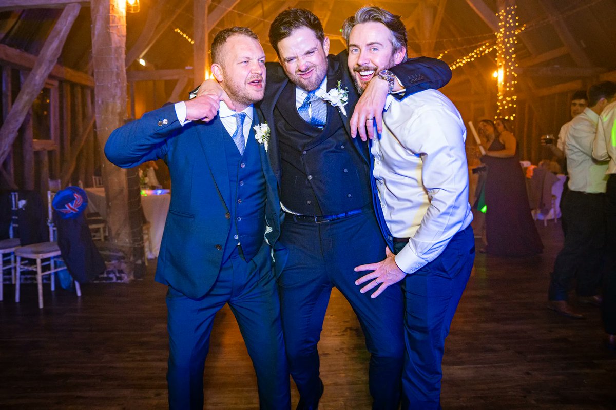 TheHotShotsUK's tweet photo. V&amp;R's wedding reception. Absolutely fantastic guests from start to finish. 

#wedding #weddingband #weddingreception #Bride #Groom #Livemusic #Liveband #livemusicphotography #partyband #weddingphotos #weddingphotography #AliveNetwork #AliveWeddings #AliveBands https://t.co/xt4LrEp4CZ