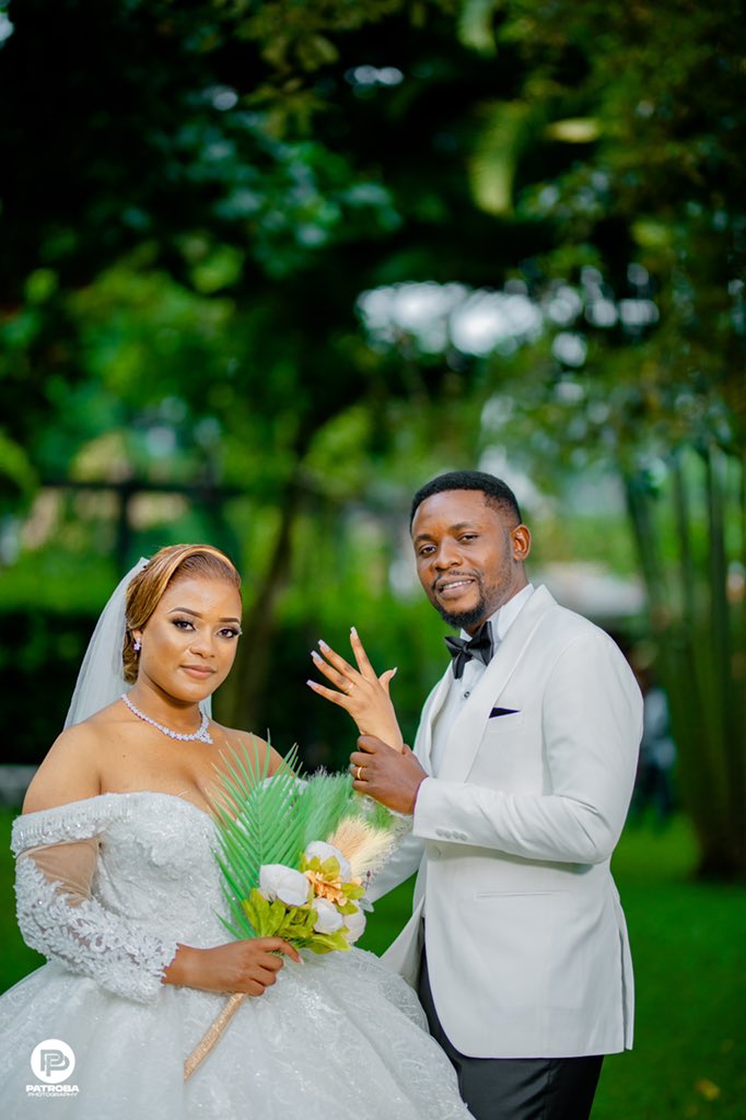 ICF_243's tweet image. Un jour heureux pour @ICF_243 .
Nous souhaitons un heureux mariage au coordinateur @ICF_243 Grand-Est. Que Dieu veille sur vous. Bénédiction et grâce sur vous.