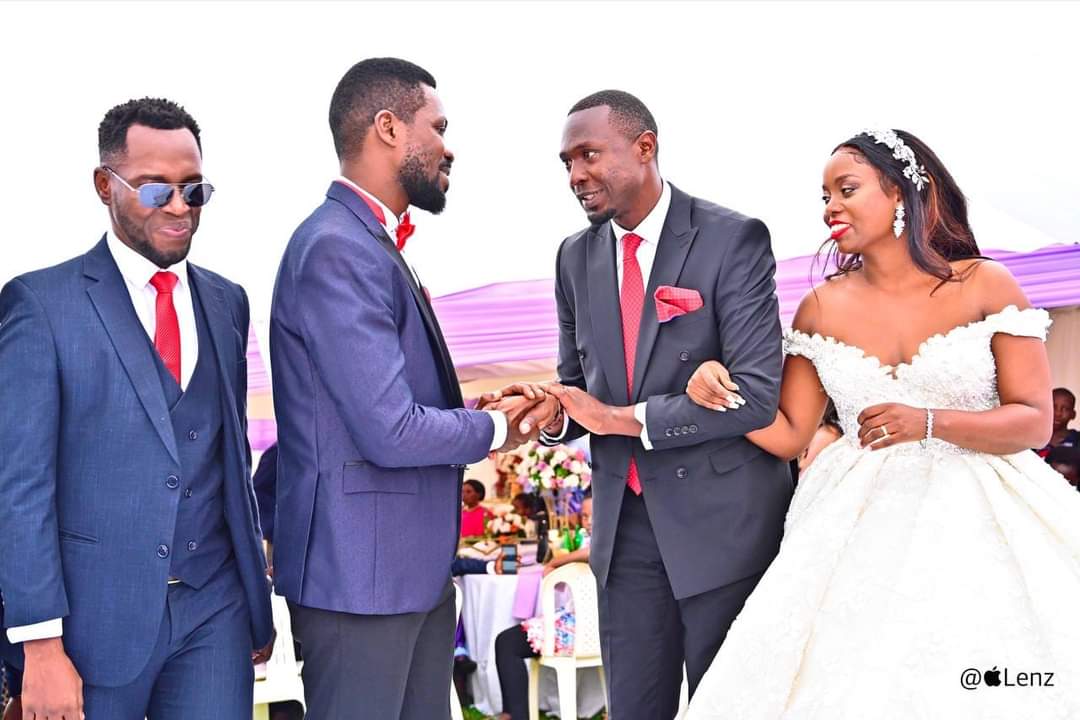BOBI WINE tweet media