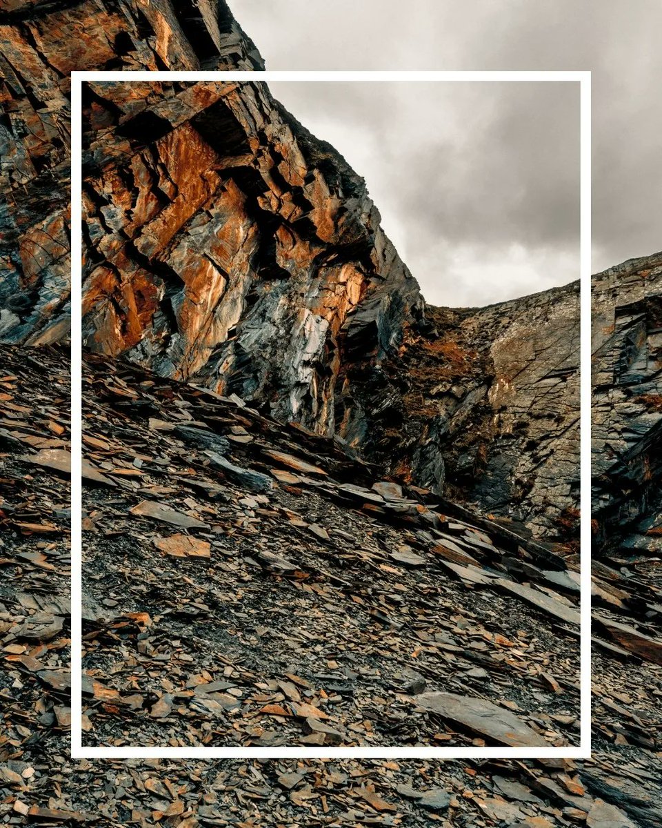 Hayleigh_Max's tweet photo. Look Up
https://t.co/4X7djife9w
Shot taken to show the amazing colours and textures of the rocks at the blue lagoon, Abereiddy.
#bloggers #bloggingtips #problogging #blogpromotion #bloggerlife #bloggersgetsocial #ontheblog #theblogissue #Landscapes #travelphotography
#outdoors https://t.co/1wI5b9eUo2