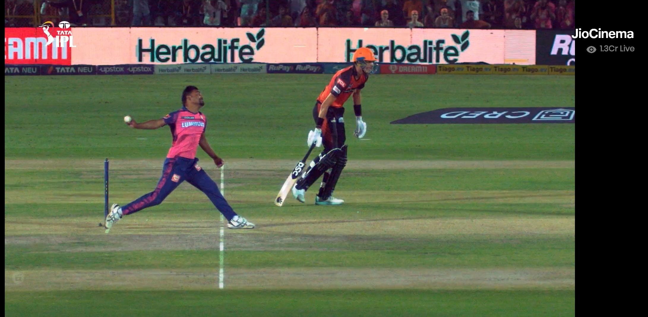 Gareeb Aashiq (@gareeb_aashiq) / Twitter