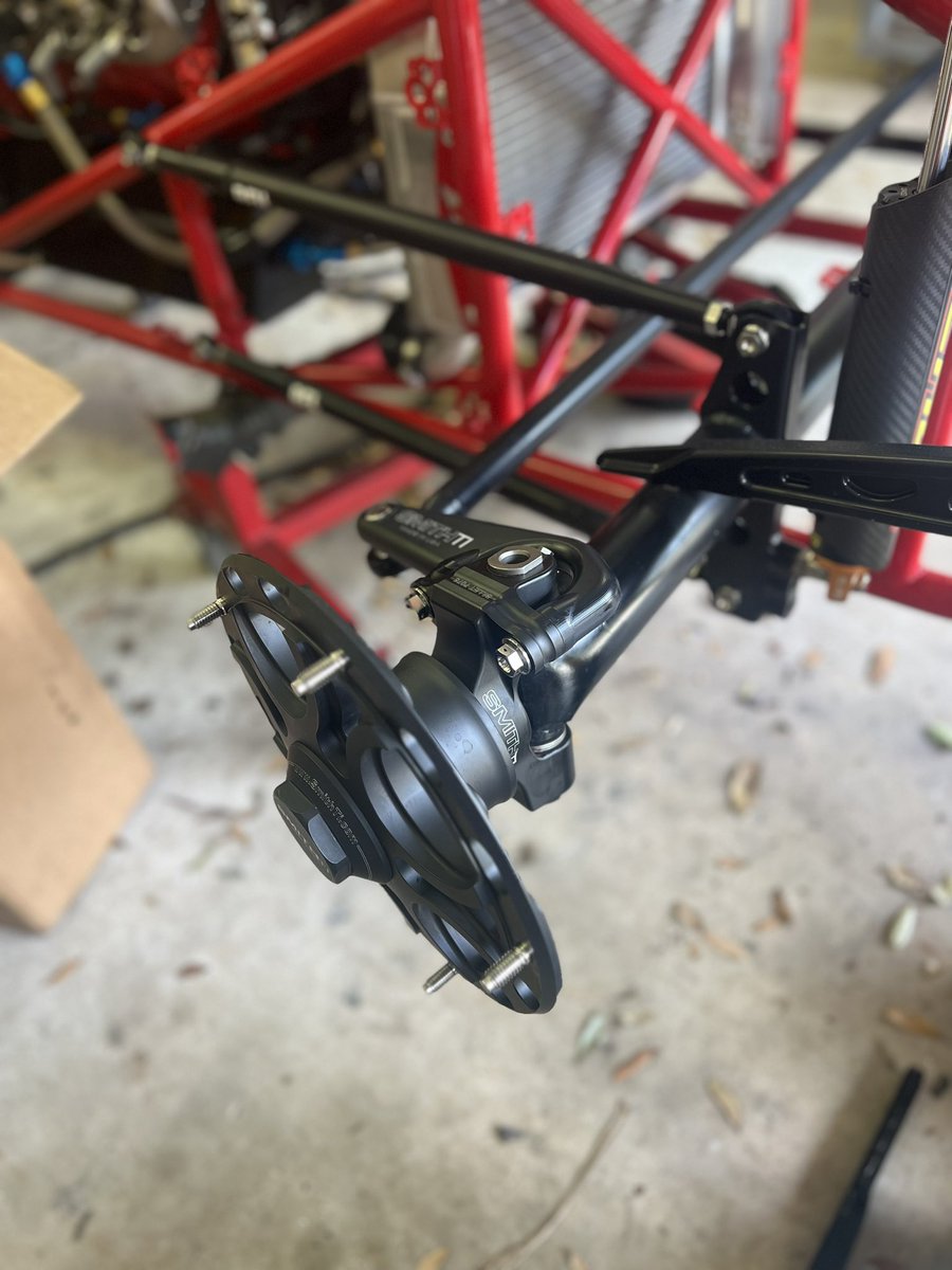 Weekly maintenance sure has got a lot easier now with these new <a href="/SmithTitanium/">SmithTitanium</a> front end parts. 💪