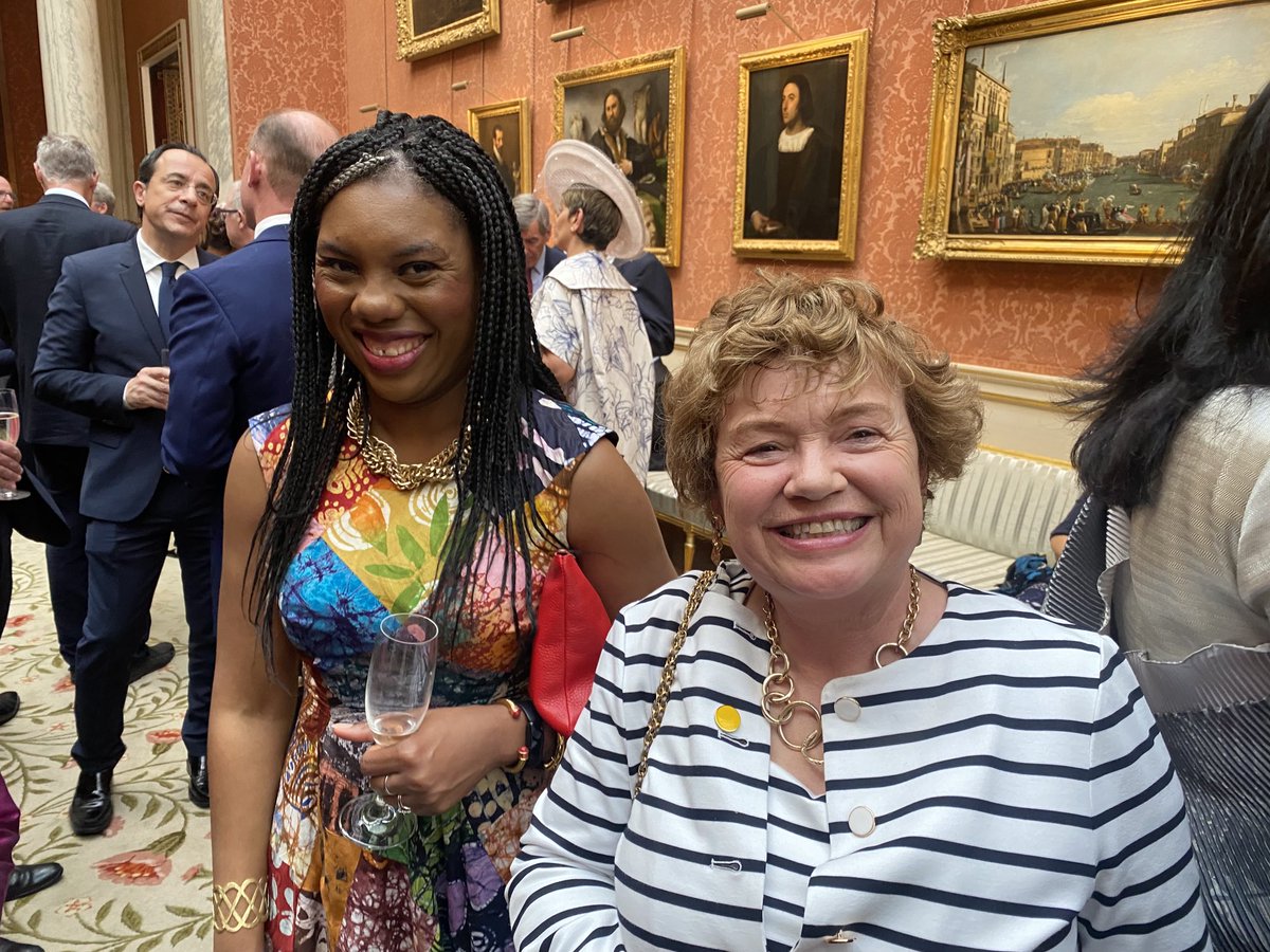 Catriona Laing tweet media