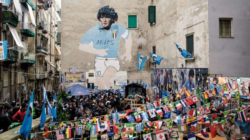 Se quelli di Ultima Generazione credessero davvero davvero davvero alla loro causa come dicono, oggi userebbero la loro vernice lavabile QUI

#NAPOLISCUDETTO #NapoliCampionediItalia 
#ultimagenerazione