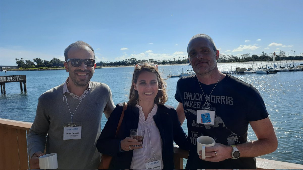 Evans lab alumni reunion <a href="/WeinsteinConf/">Weinstein Cardiovascular Conference</a>. Was great seeing you again <a href="/DrPietvanVliet/">Piet</a>!