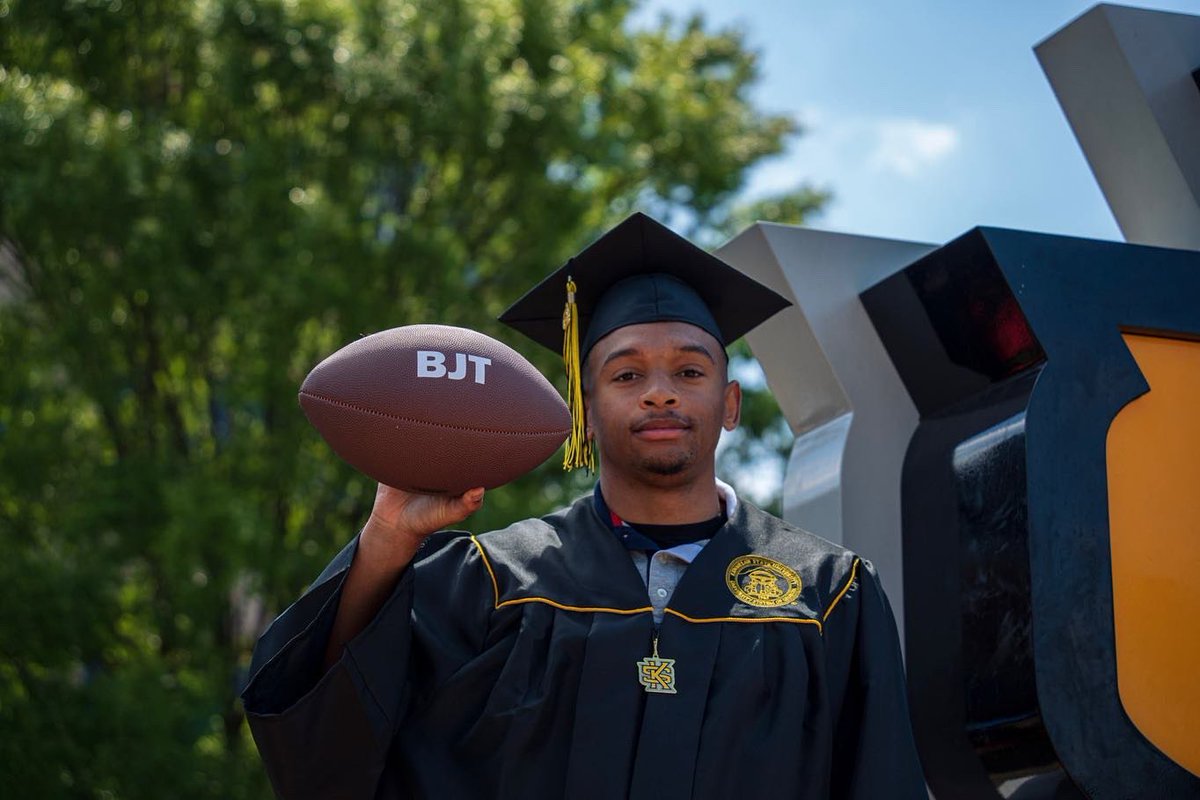 BJT_ERA's tweet photo. I’ll be graduating from Kennesaw State University as a Sports Management Major (hence the football) with a 3.4 GPA. I’ve had a wonderful time with undergrad. One of the reasons I transferred to KSU was to make an impact and inspire others and I hope that I did a good job of that. https://t.co/mWE9Xx6IP1