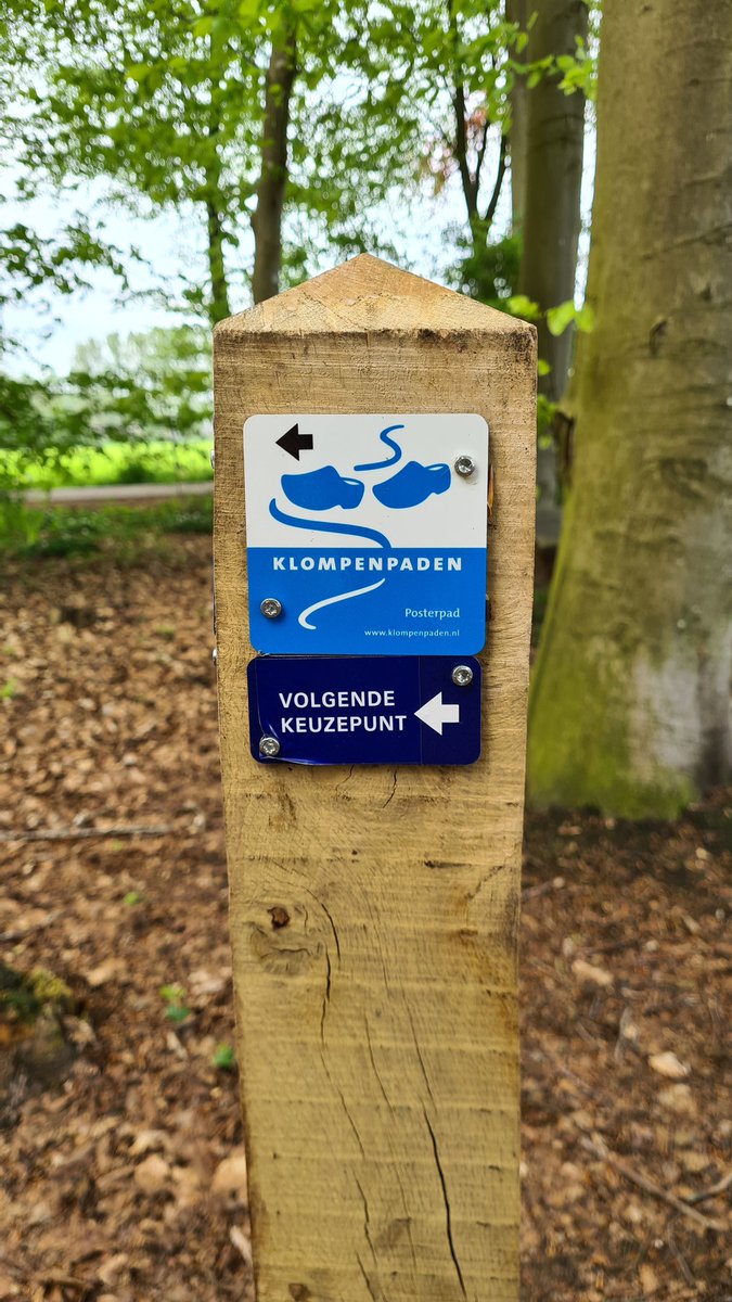 maxschurink's tweet photo. Verrassend leuk nieuw klompenpad rond Posterenk in de gemeente Voorst, @provgelderland https://t.co/vPKs76qGLa