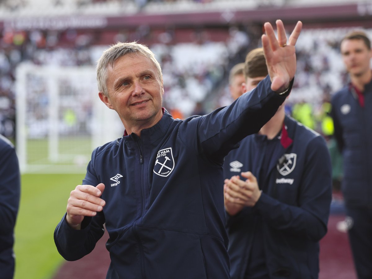 Celebrating our magnificent U18s 👏