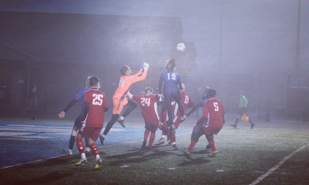 SuperiorCityFC's tweet photo. Superior weather. Superior team. 🌊

Game Recap: https://t.co/0R0lJzl0ro https://t.co/5OowAFaUSF