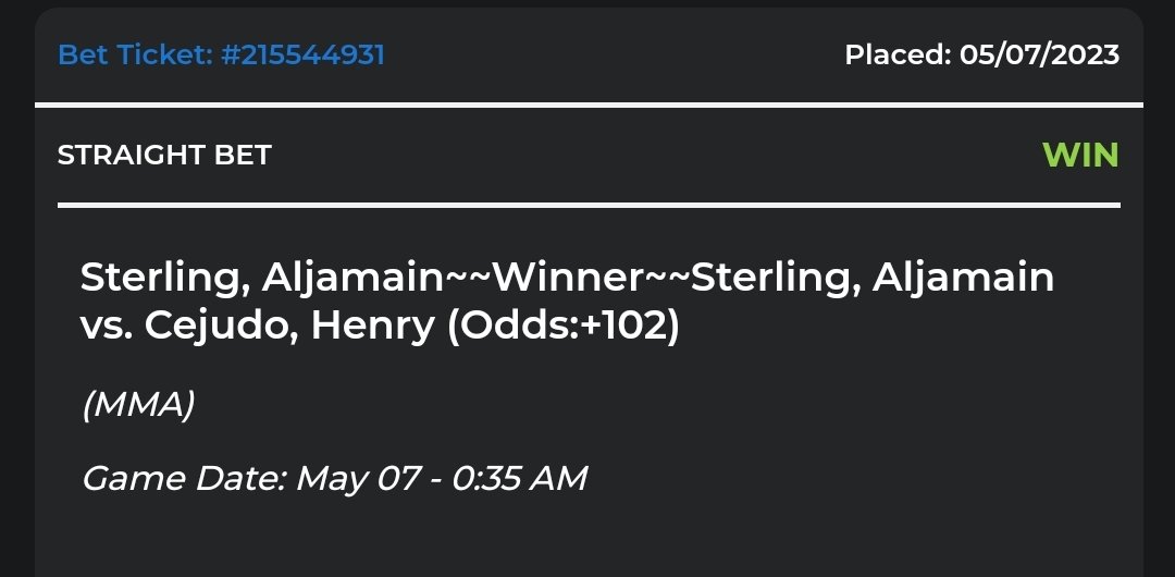 ProphetBetsAll's tweet photo. @funkmasterMMA they keep making you a dog champ and ima keep taking it to the bank. LFG 3-2 easy. arguably 4-1 henry was great you were better the end. take this ticket TO THE WINDOOOOWWWWWWW easy 10 lets get it. #salute https://t.co/5EYTaT4tYm