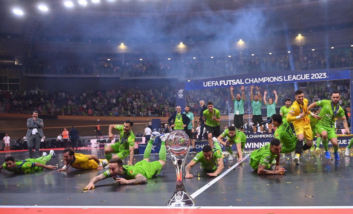 UEFAFutsal's tweet photo. How would you celebrate a 🏆 win?

#UCLFutsal https://t.co/PZnJtrIYrI