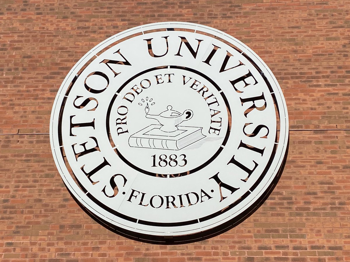 MitchRobey's tweet photo. Quick visit to my alma mater - had to get some Oreo Balls!! 🎉🍭🎓#hatters #stetsonalumni https://t.co/MFtGZYBIUP