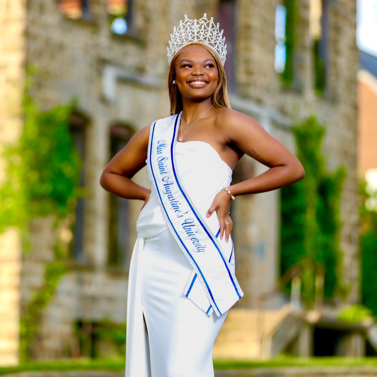 HBCUSports1's tweet photo. Brécha Janae Byrd, The 72nd Miss Saint Augustine’s University /🏀2023 spring graduate https://t.co/2jWH22n7bh